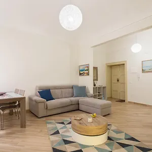 https://appartamento-al-consiglio-reginale-by-wonderful-italy.sicilyhotelsitaly.net